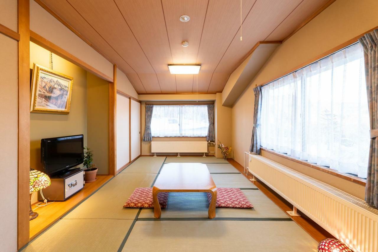 Hotel Sunny Shiga Yamanouchi  Buitenkant foto